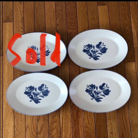 Like New 12x8 Pfaltzgraff Yorktowne Oval Platter Serving Plate Dining